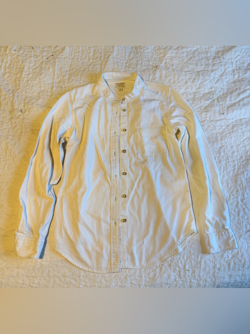 Filson Men’s 100% cotton band collar long sleeve button up white shirt small